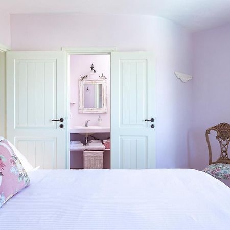 Windmill Villas Imerovigli  Room photo